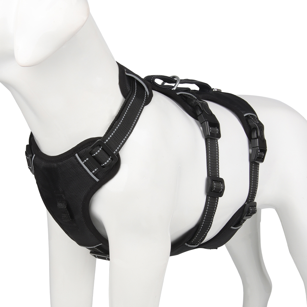 No-pull dog harness with reflective strips and adjustable fit - black