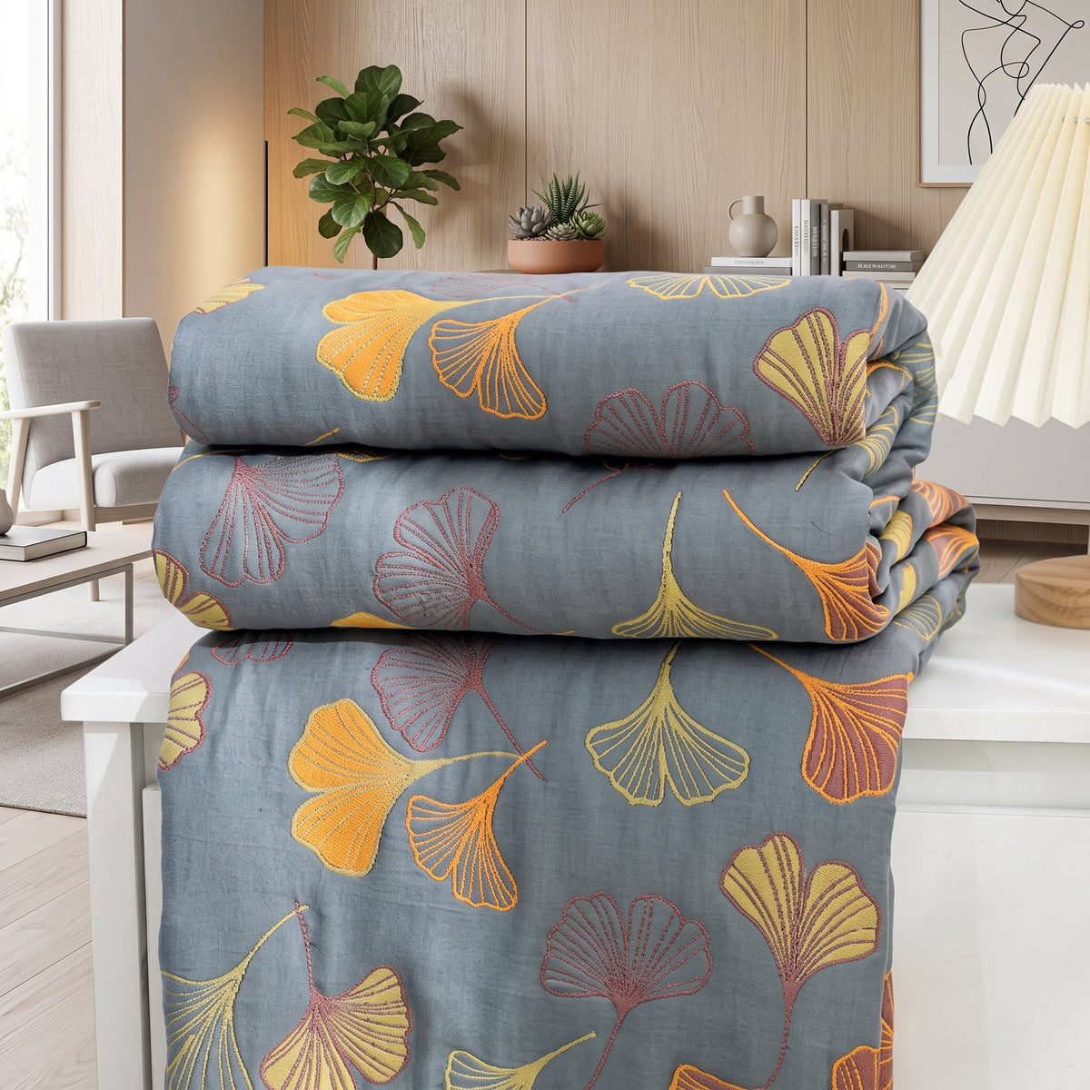 Quilted bedspread blanket set with ginkgo leaves