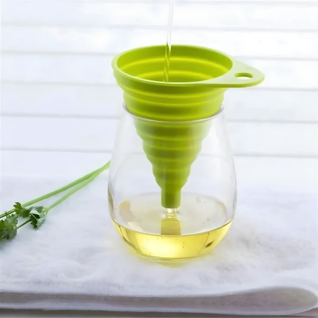 Kitchen funnel in collapsible silicone design