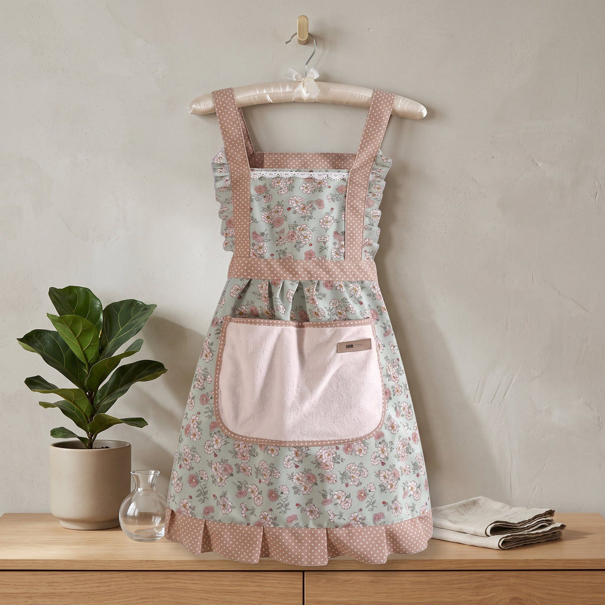 Kitchen Apron With Floral Design and Pocket - green