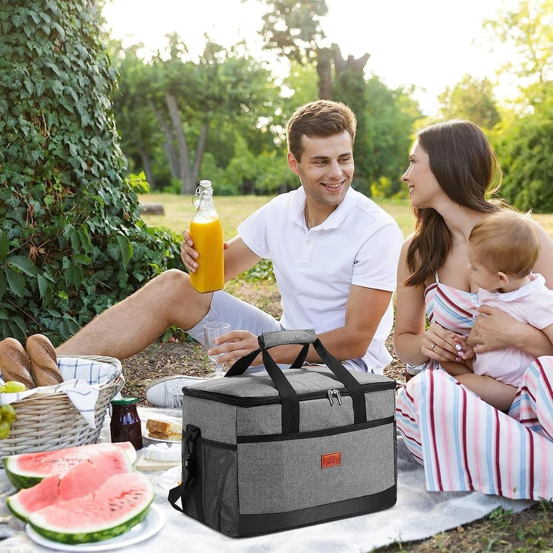 Insulated cooler bag with food safe lining and large capacity - gray