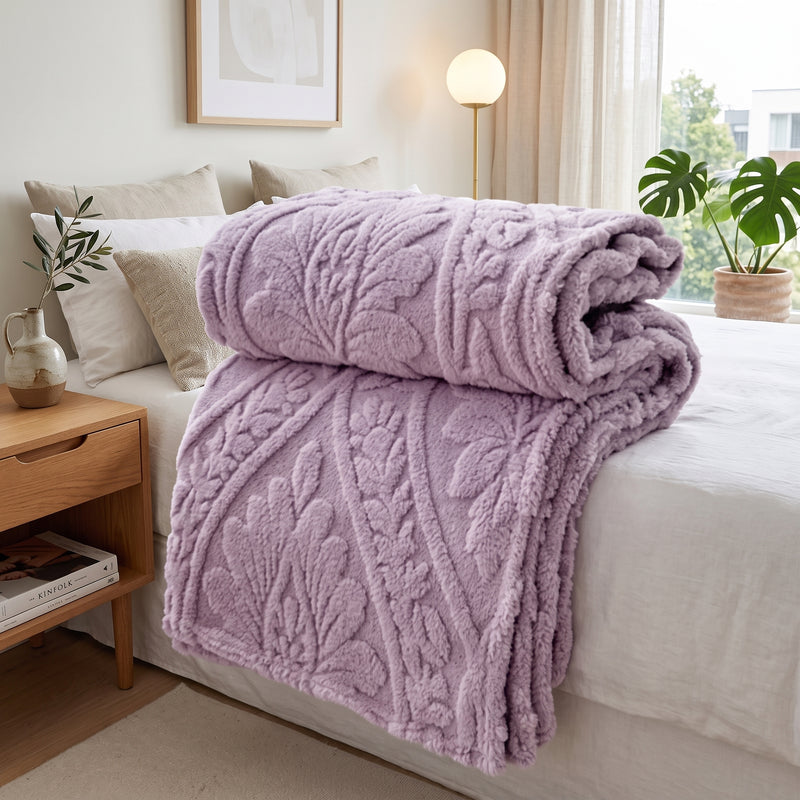 Jacquard Throw Blanket with Woven Pattern - lilac mist