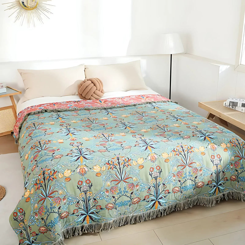 Throw Blanket With Boho Floral Pattern