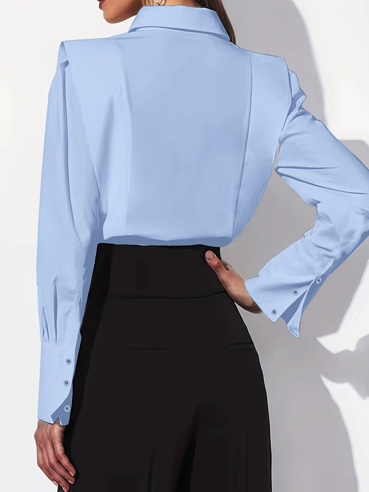 Women's Tailored Button-Up Shirt - Classic Elegance