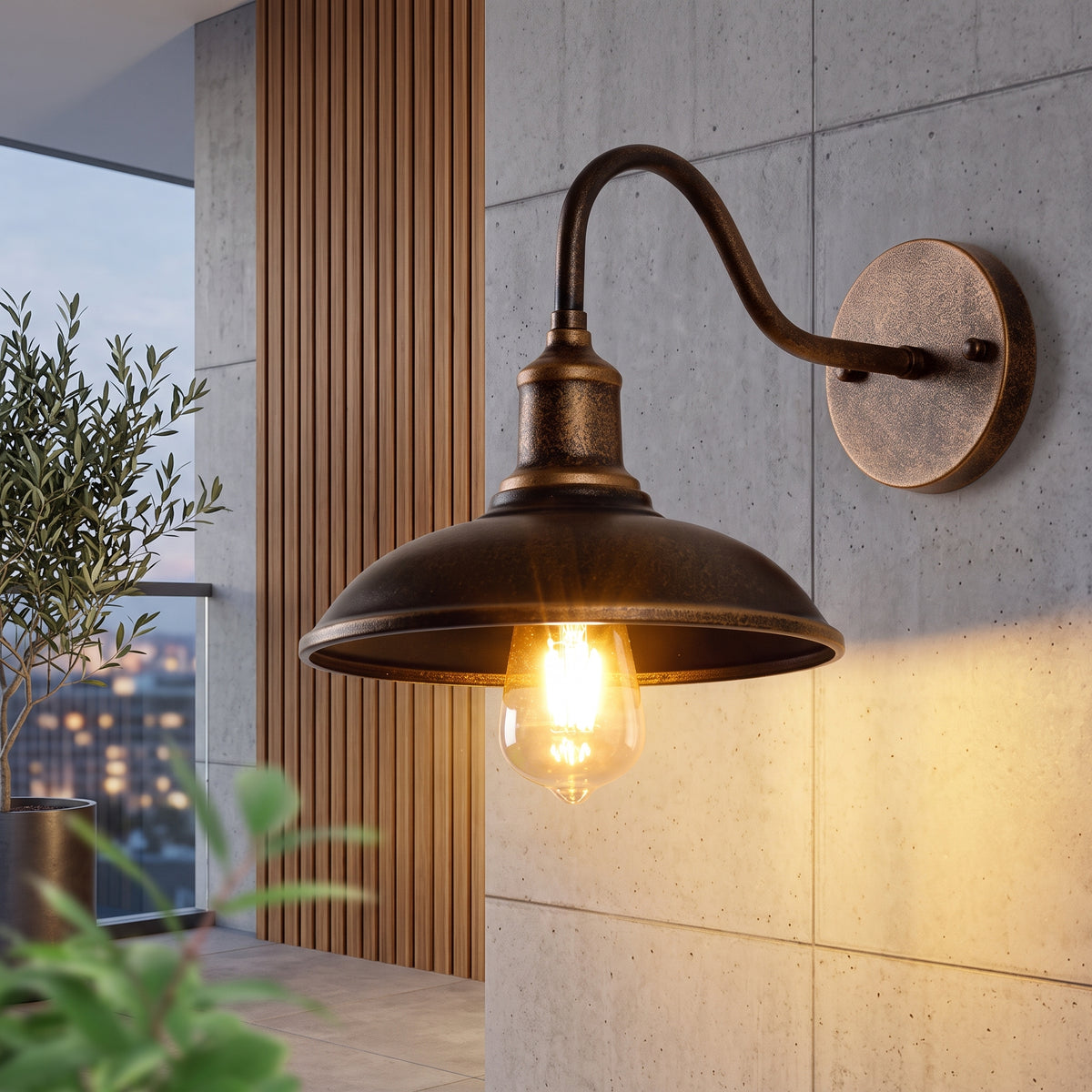 Wall lantern light for outdoor use