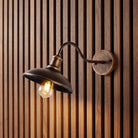 Wall lantern light for outdoor use