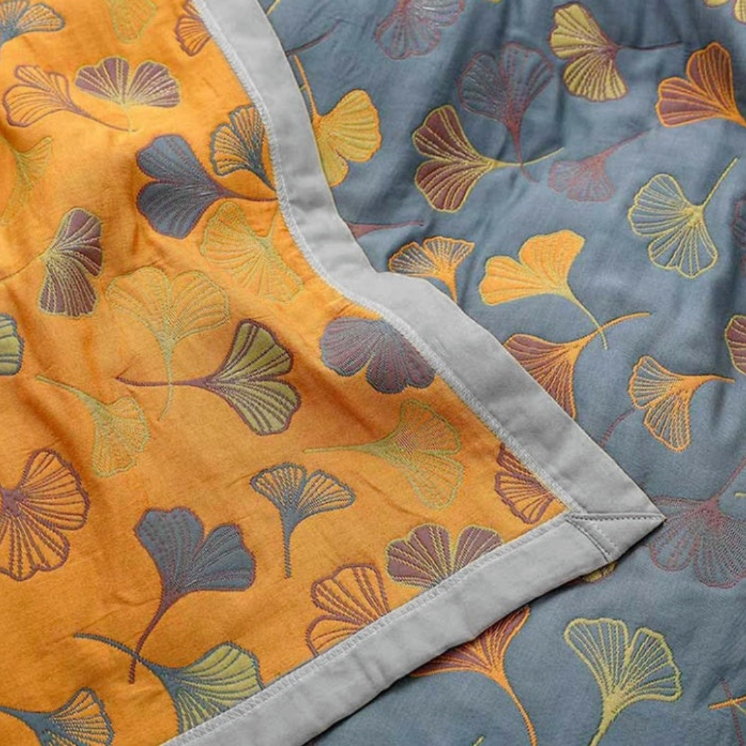 Quilted bedspread blanket set with ginkgo leaves