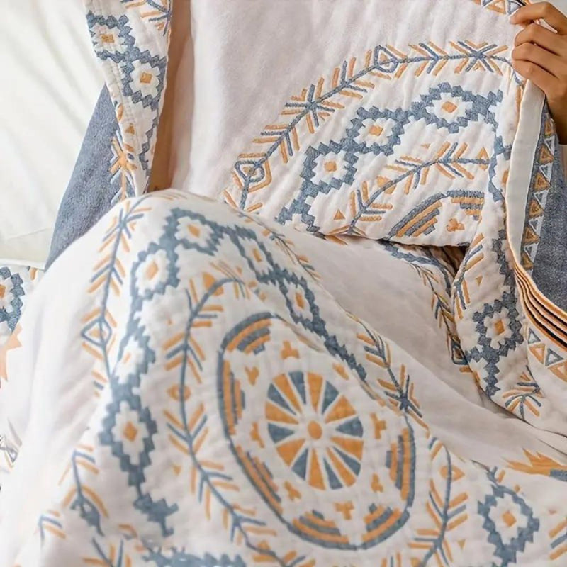 Cotton throw blanket with boho geometric pattern