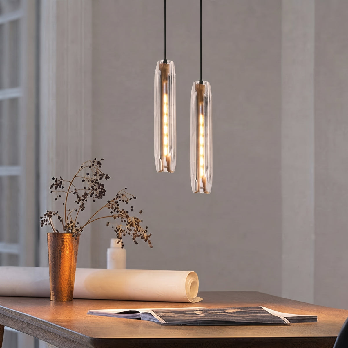 Mini pendant light with crystal glass and brass