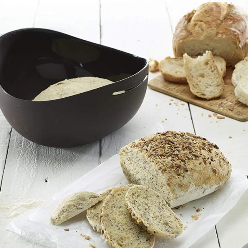 Baking mould for homemade loaves with silicone steamer lid