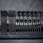 Cutlery set of 24 pieces with dishwasher safe stainless steel