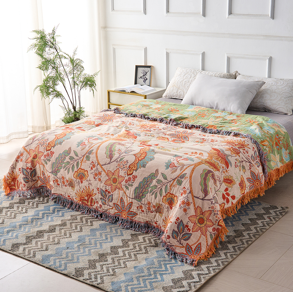 Throw Blanket with Floral Jacquard Fringed Edges