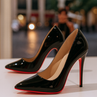 Women's Pointed-Toe Heels in black, Refined Black