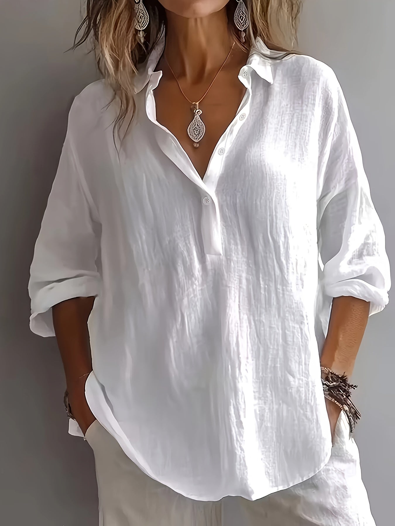 Women's Relaxed Collared Blouse - Effortless Elegance